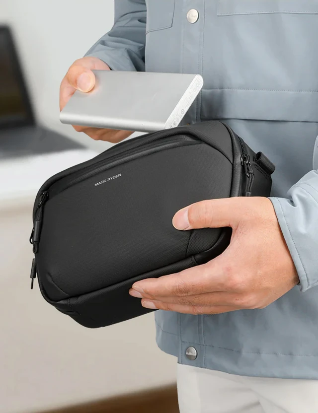 Crossbody Mark Ryden Quest