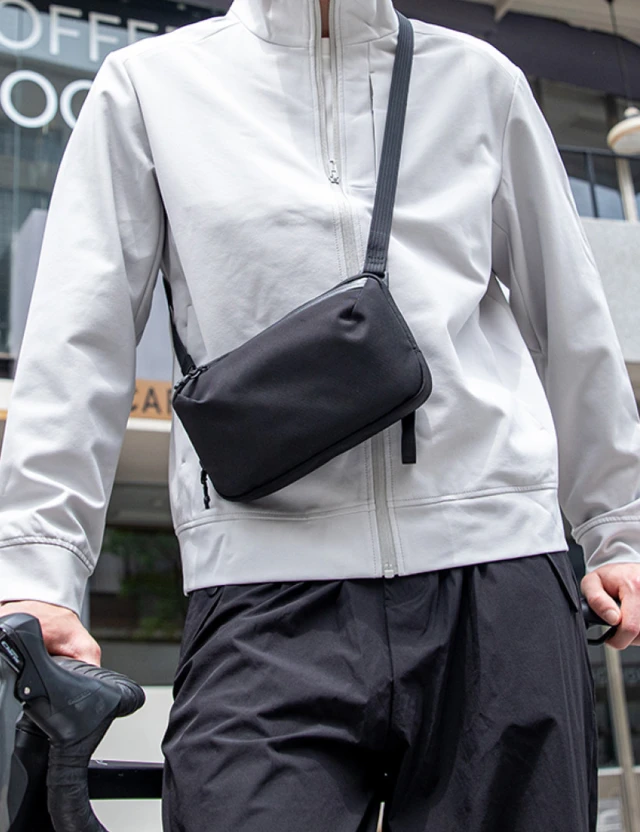 Toiletry Bag Mark Ryden Eryx