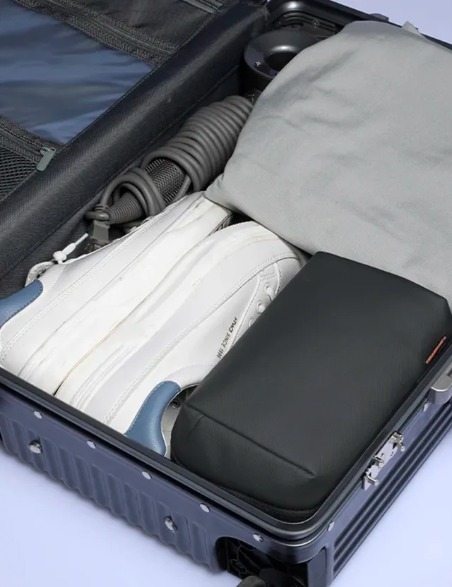 Toiletry Bag Mark Ryden Maro Black