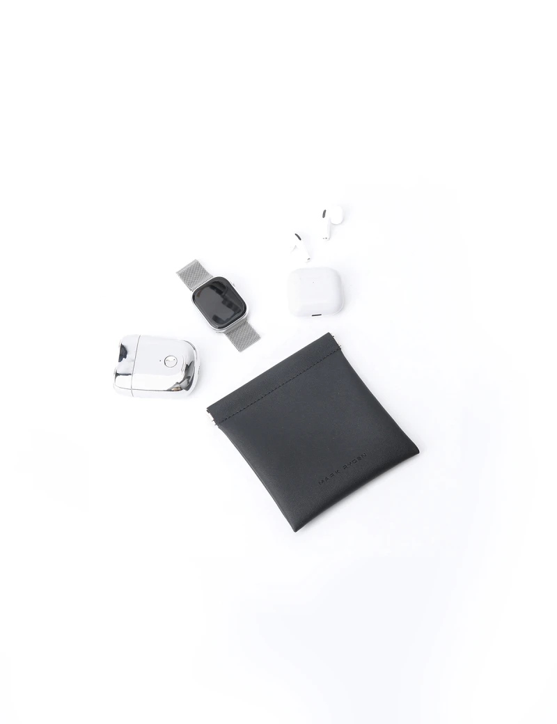 Light Line Toiletry Bag Mark Ryden Unit MR72 Black