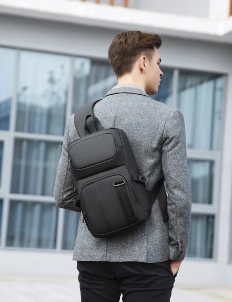 Backpack with one strap Mark Ryden Xero Black