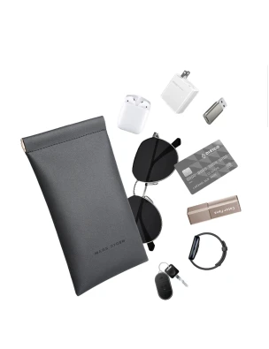 Toiletry Bag Slot Black